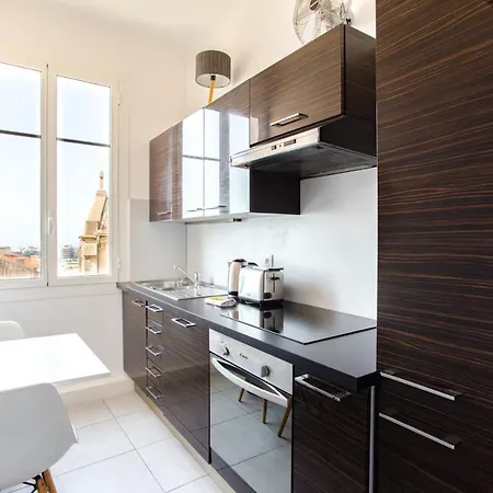 Tivoli Furnished Studio Beausoleil